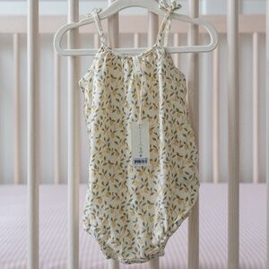 NWT Rylee and Cru Nala Romper in Lemon Print - Size 12-18 months